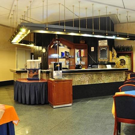 Olympik Congress Hotel Prague Exterior photo